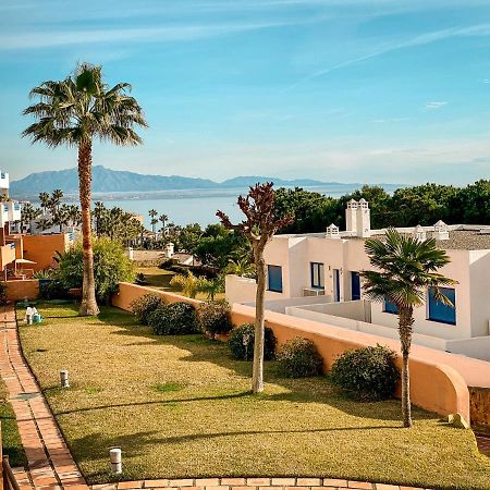 Beautiful New Apartment With Sea View Castillo de Sabinillas Bagian luar foto