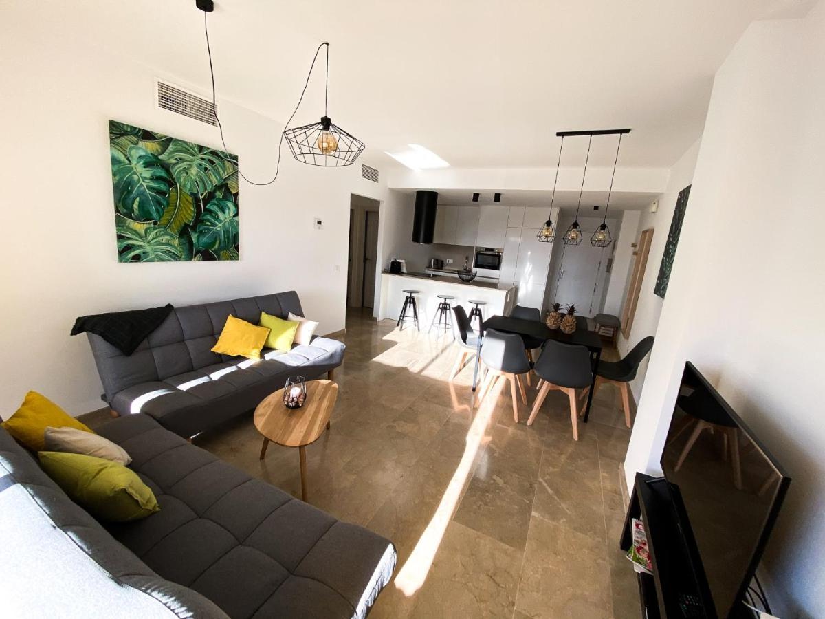 Beautiful New Apartment With Sea View Castillo de Sabinillas Bagian luar foto
